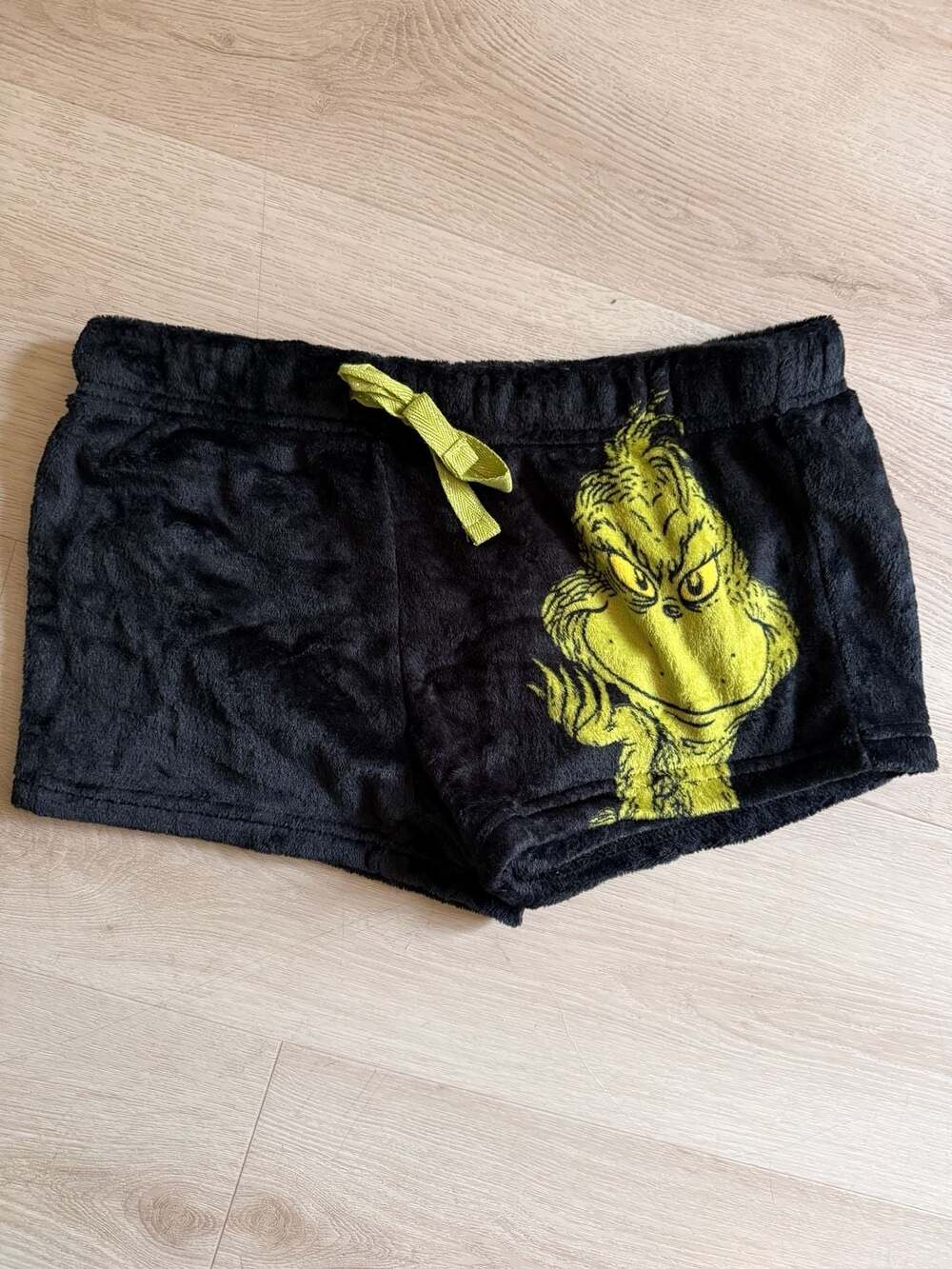 Dr. Seuss The Grinch Pajama Sleep Shorts Size XS Black Plush